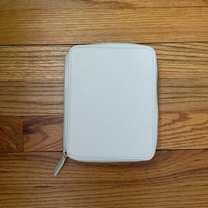 Moterm Leather Zippered Pen Case (Pebbled Cream)